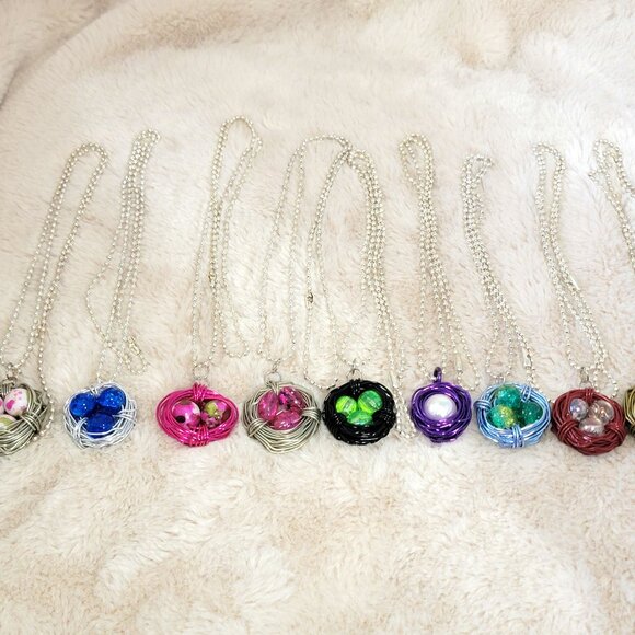 Lot of 9 Handmade Bird's Nest Beaded Necklaces on Ball Chains Great for Gifts! - Picture 1 of 6